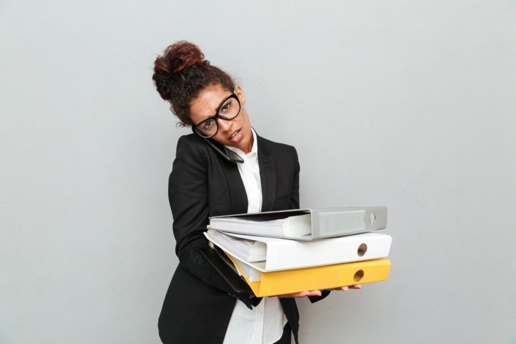 How Weak Hiring Signals Turn Shortages into Attrition 2 Frustrated employee